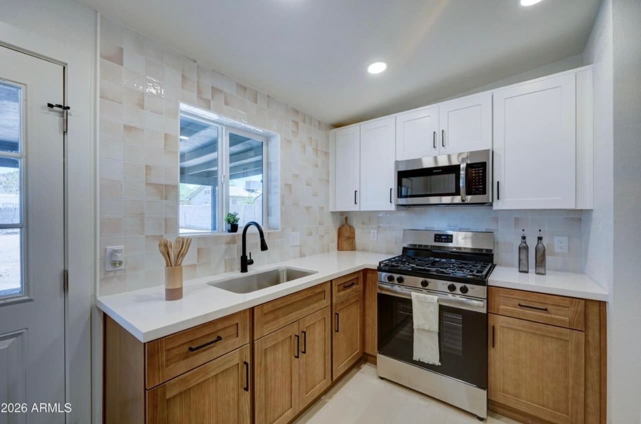 White Oak Shaker #29 + White Shaker #2