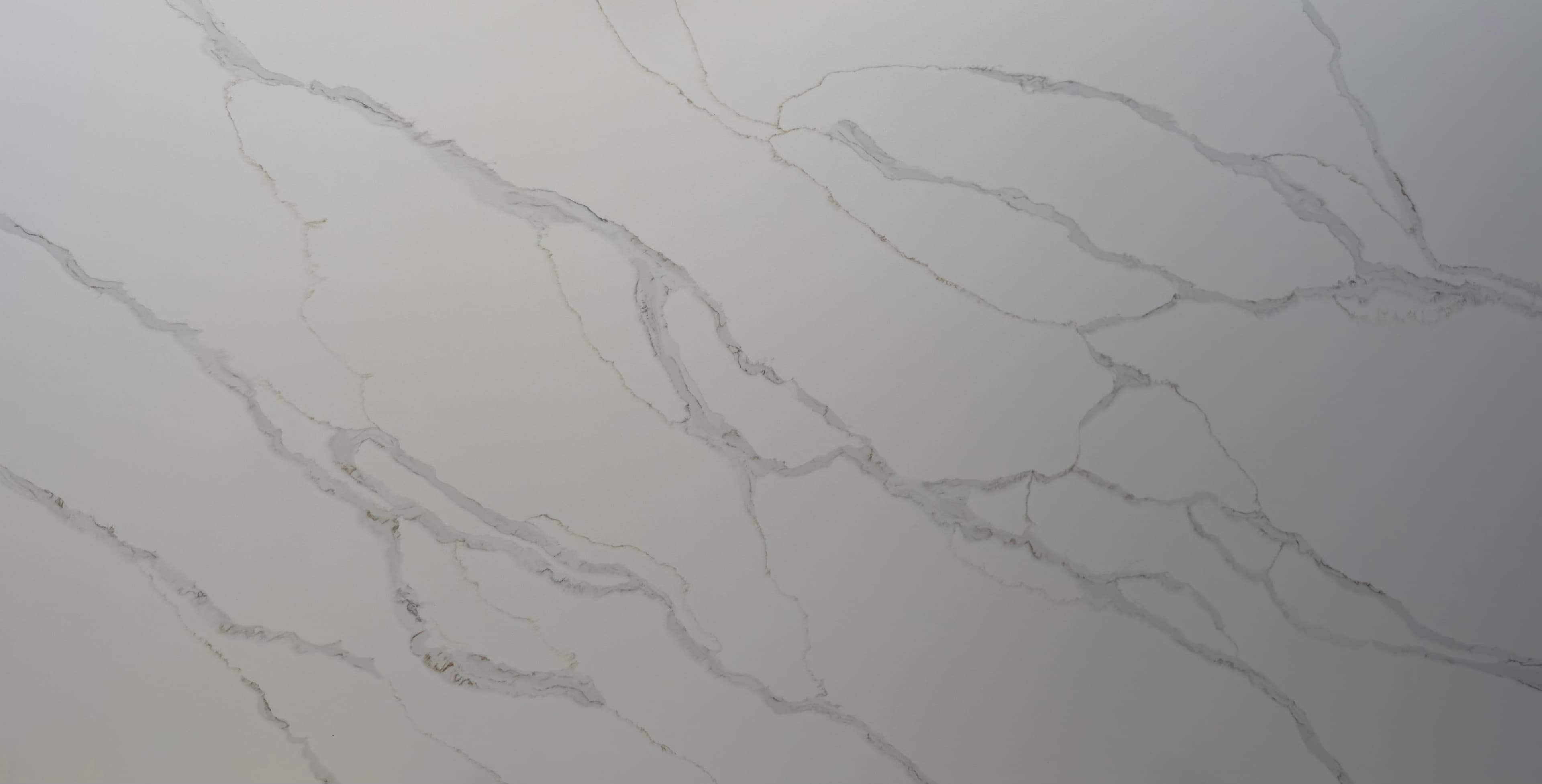 T023 Calacatta Antique